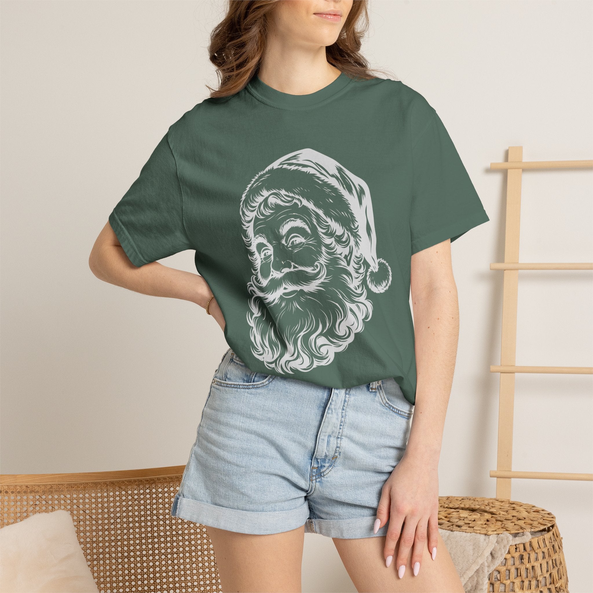 Vintage Santa Claus T-Shirt, Retro Santa Face Tee, Classic Christmas Shirt Women, Holiday Graphic Tee, Santa Head Shirt, Xmas Gift for Her