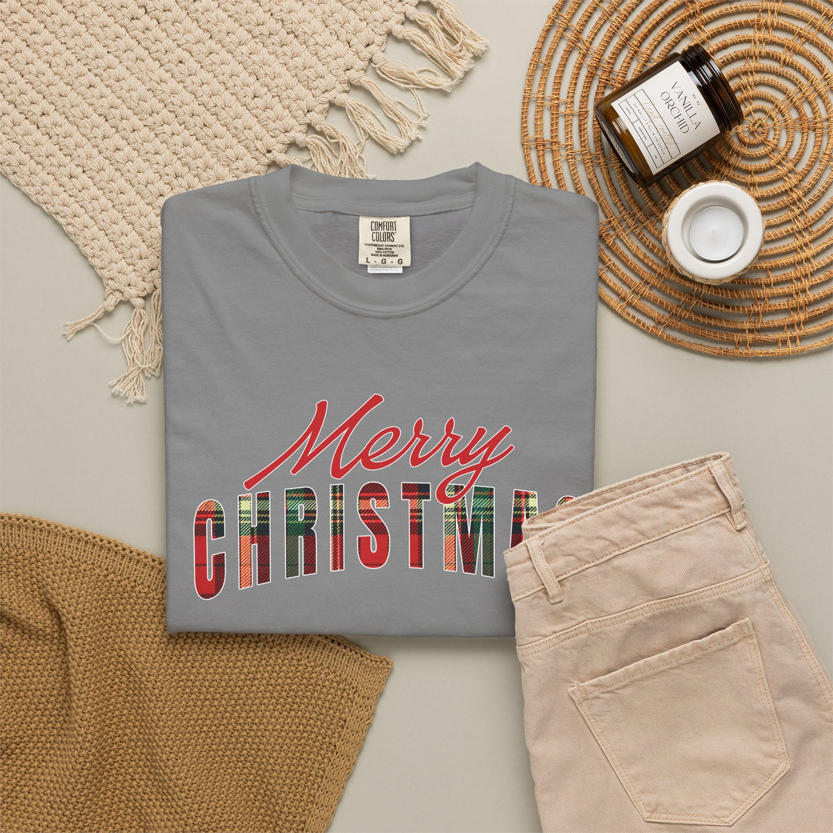 Comfort Color Merry Christmas T-Shirt, Buffalo Plaid Holiday T-Shirt, Women's Xmas Graphic Tee, Cute Christmas Gift for Her, Family Shirt