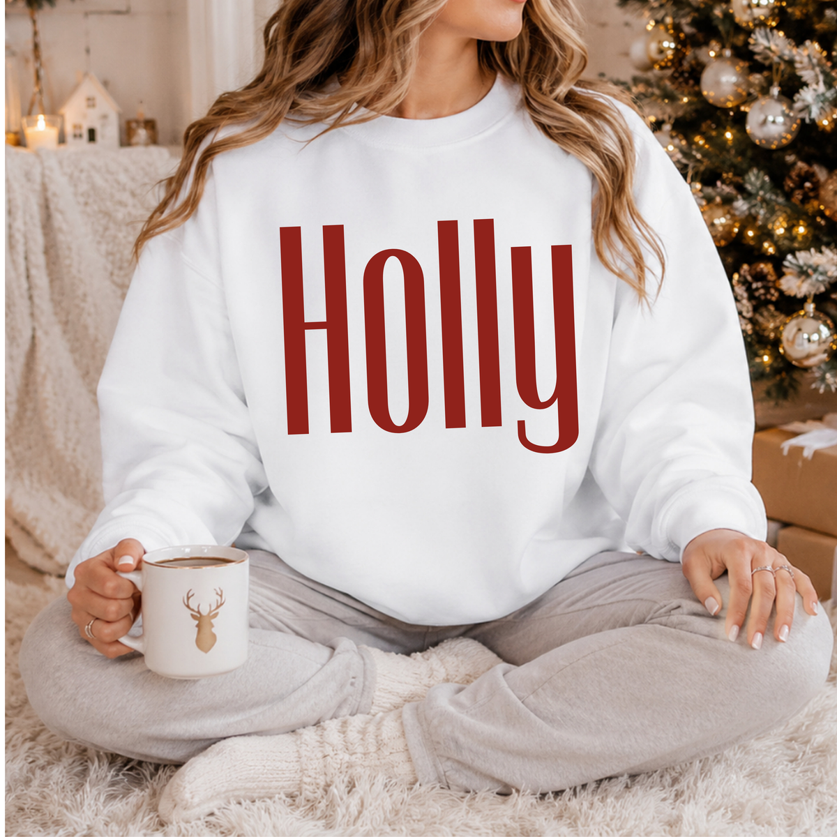 Holly Christmas Sweatshirt, Red Holly Crewneck, Retro Holiday Sweater, Women Christmas Shirt, Cozy Winter Pullover, Xmas Gift for Her
