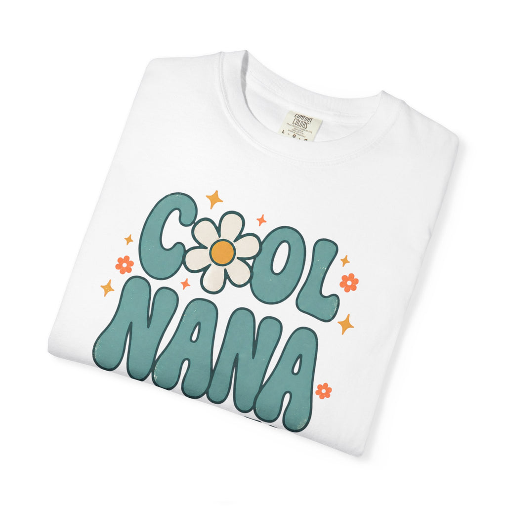 Cool Nana Committee Shirt, Retro Grandma Tee, Daisy Flower Nana Gift, Mothers Day Gift for Grandma, Pregnancy Announcement Tee