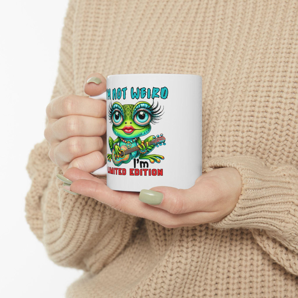 Quirky Frog Ceramic Mug: Fun Kitchen Decor, Coffee Lover Gift