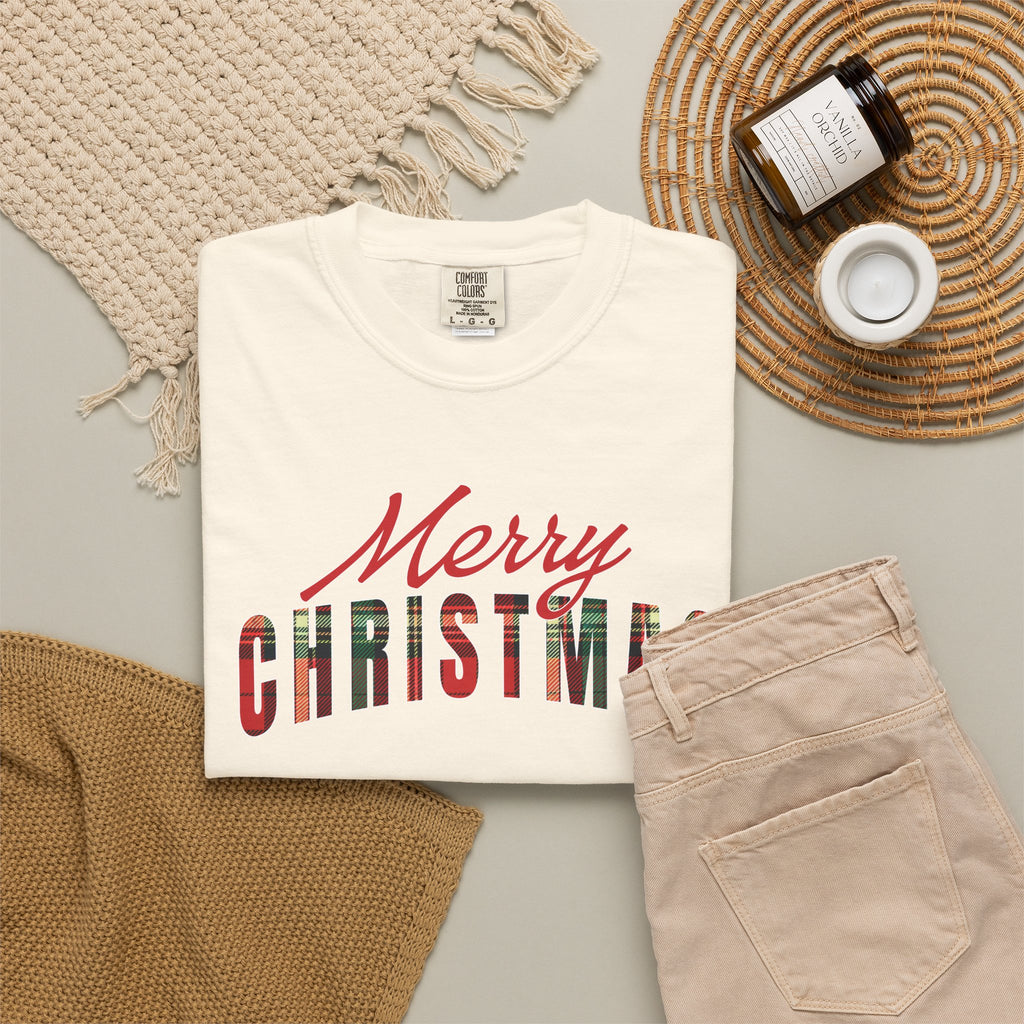 Comfort Color Merry Christmas T-Shirt, Buffalo Plaid Holiday T-Shirt, Women's Xmas Graphic Tee, Cute Christmas Gift for Her, Family Shirt