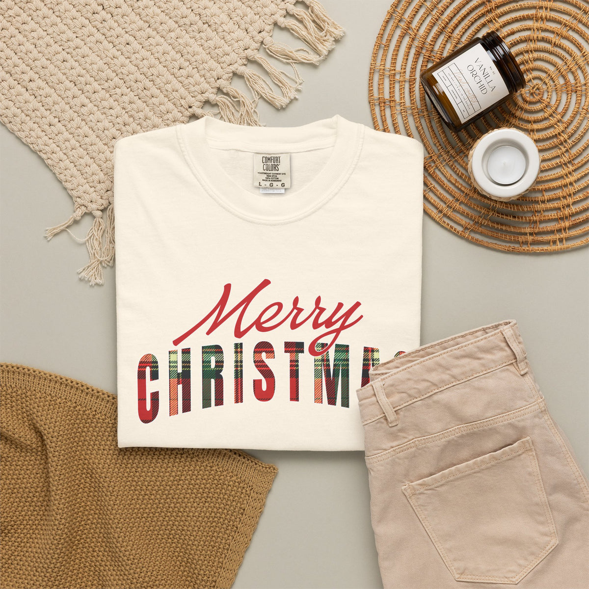 Comfort Color Merry Christmas T-Shirt, Buffalo Plaid Holiday T-Shirt, Women's Xmas Graphic Tee, Cute Christmas Gift for Her, Family Shirt