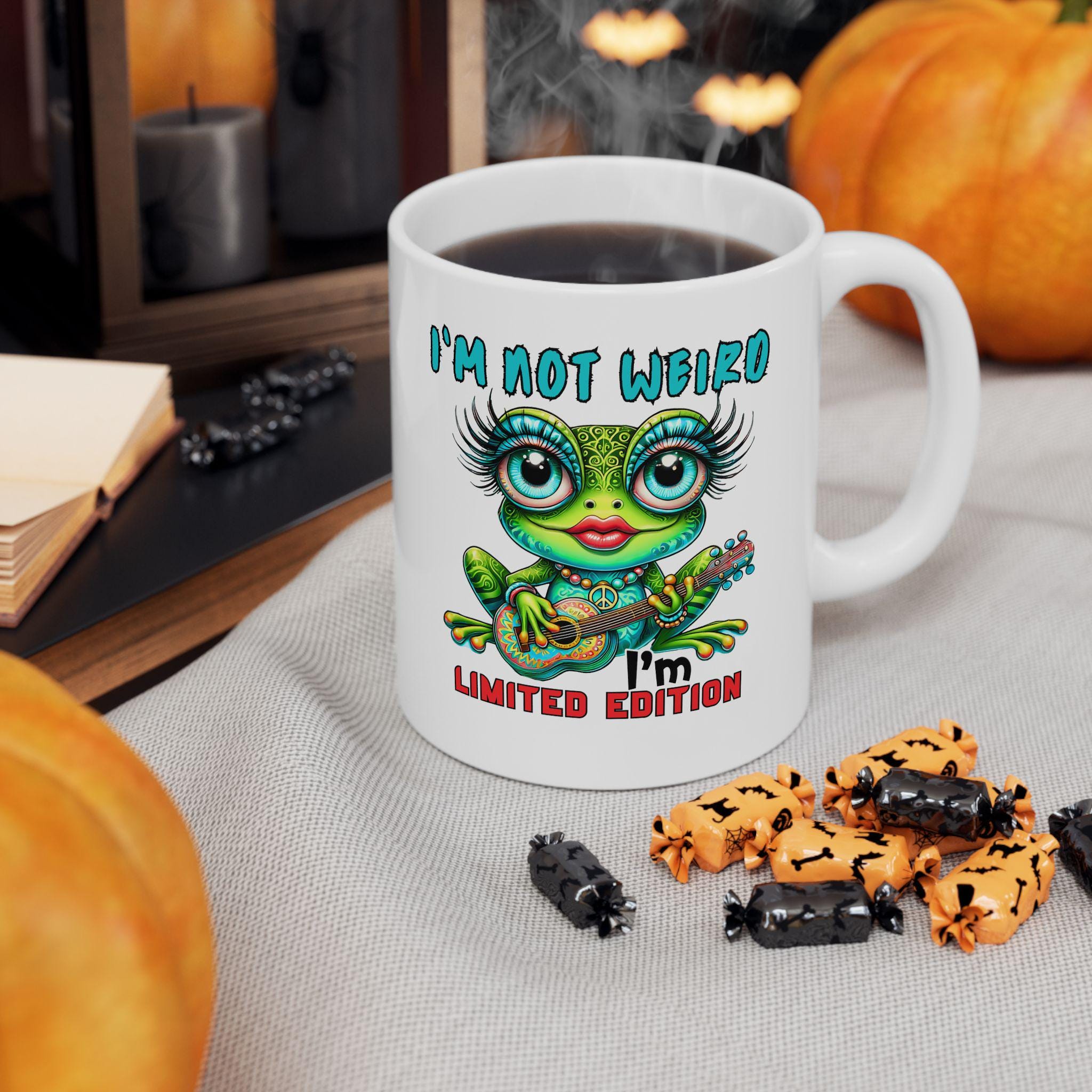 Quirky Frog Ceramic Mug: Fun Kitchen Decor, Coffee Lover Gift
